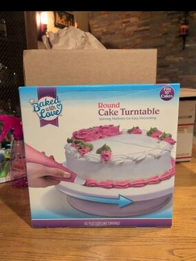 Pink Round Cake Turntable - Spinning Decorating Platform